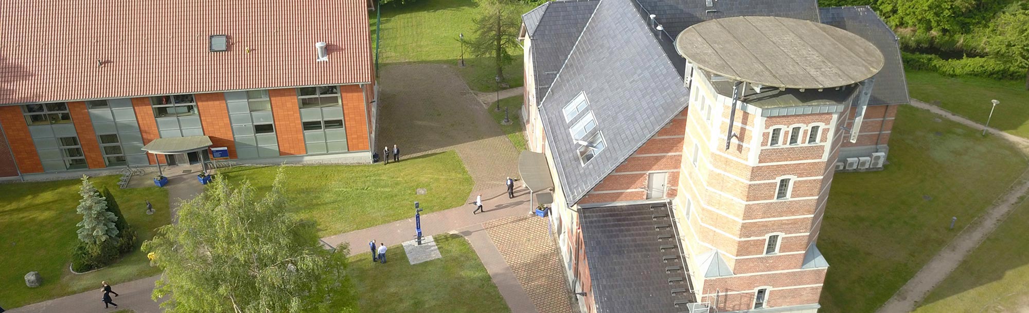 Luftaufnahme mit Blick auf den Unternehmenssitz der Stadtwerke Prenzlau